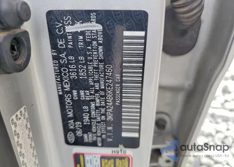 2019 Kia Rio S z USA, uszkodzony, nr VIN 3KPA24AB6KE247460